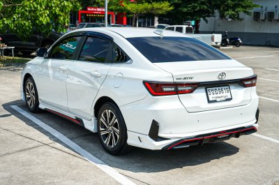 2024 Toyota Yaris Ativ 1.2 Premium Luxury Sedan