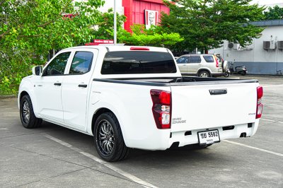 2023 Isuzu D-Max 1.9 Cab-4 S