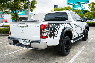 2022 Mitsubishi TRITON 2.4 Mega Cab GT Plus Pickup