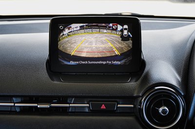 2019 Mazda 2 1.3  High Connect Sedan