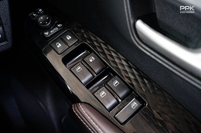 2023 Toyota Yaris Ativ 1.2  Premium Sedan