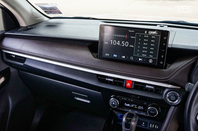 2023 Toyota Yaris Ativ 1.2  Premium Sedan