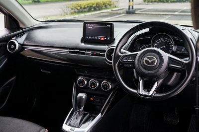 2022 MAZDA MAZDA2 1.3 Sport C