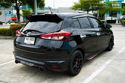 2021 Toyota YARIS 1.2  Entry Hatchback
