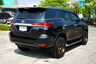 2018 Toyota FORTUNER 2.4  V SUV