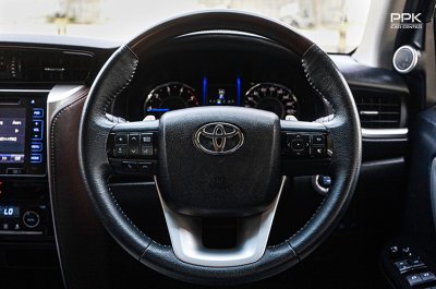 2018 Toyota FORTUNER 2.4  V SUV