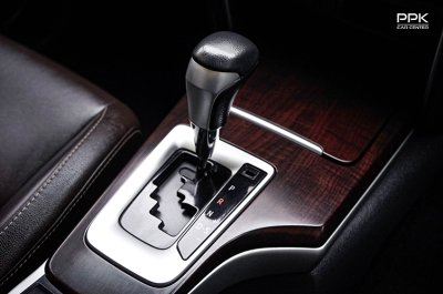 2018 Toyota FORTUNER 2.4  V SUV