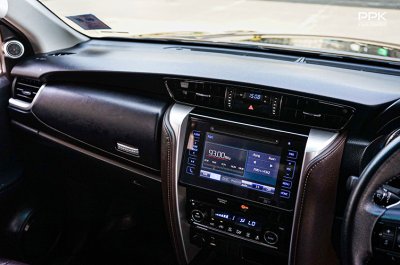 2018 Toyota FORTUNER 2.4  V SUV