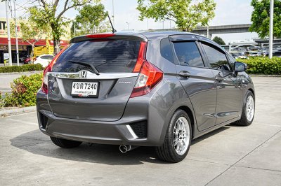 2016 HONDA JAZZ 1.5 i-VTEC S