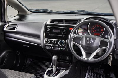 2016 HONDA JAZZ 1.5 i-VTEC S