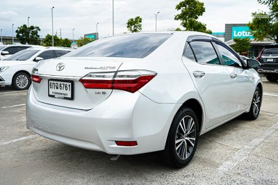 2017 Toyota Corolla Altis 1.6 G Sedan