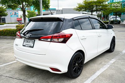2021 Toyota Yaris 1.2 Entry Hatchback