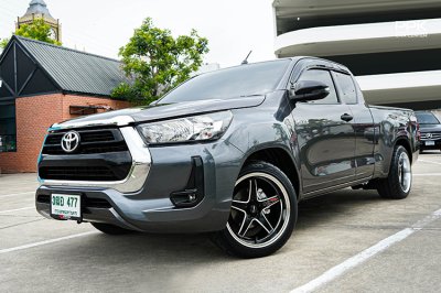 2023 Toyota HILUX REVO 2.4 Smart Cab Z Edition Entry Pickup
