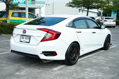 2017 Honda CIVIC 1.8 FC EL