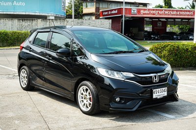 2018 Honda JAZZ 1.5 RS