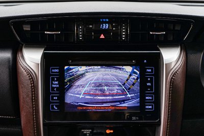 2017 Toyota Fortuner 2.4 V SUV