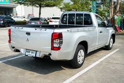 2022 Mitsubishi Triton 2.5 GL Single Cab