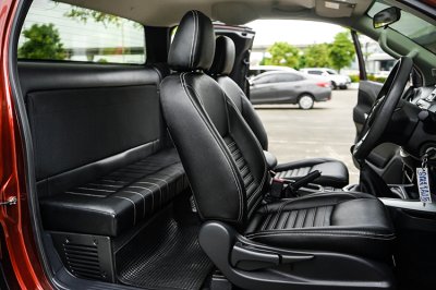 2021 Nissan Navara 2.5 SL King Cab