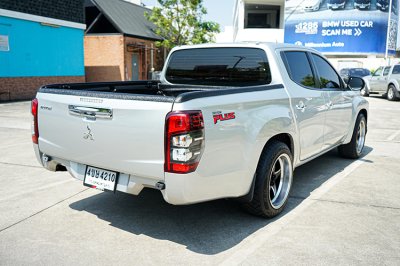 2021 MITSUBISHI TRITON  2.5 GLX DOUBLE CAB