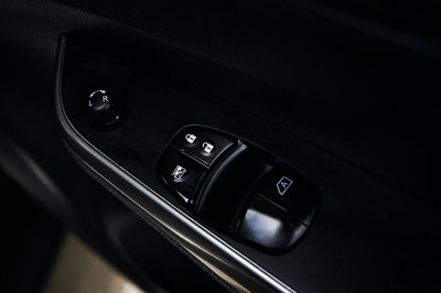 2022 Nissan Navara 2.5 SL King Cab