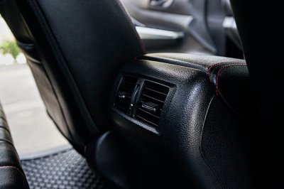 2022 Nissan Navara 2.5 SL King Cab