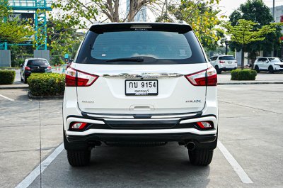 2020 Isuzu MU-X 3.0  The Onyx