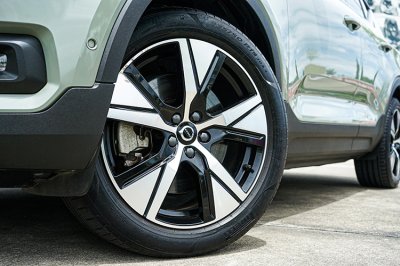 2022 Volvo XC40 Recharge Pure Electric 4WD SUV