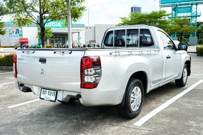 2022 Mitsubishi Triton 2.5 GL Single Cab