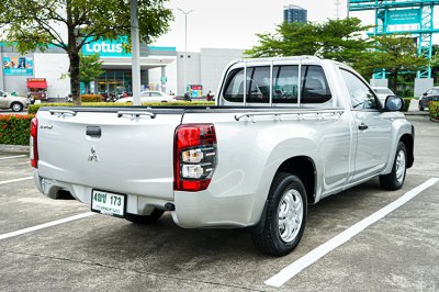 2022 Mitsubishi Triton 2.5 GL Single Cab