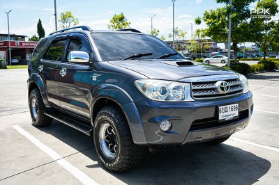 2010 Toyota FORTUNER 3.0 V 4WD SUV
