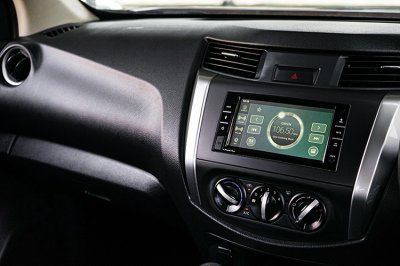 2022 Nissan Navara 2.5 SL King Cab