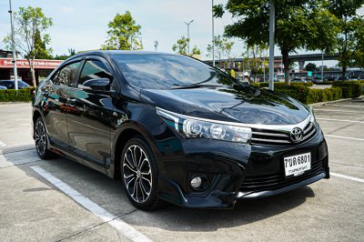 2015 Toyota Corolla Altis 1.8 Esport Sedan