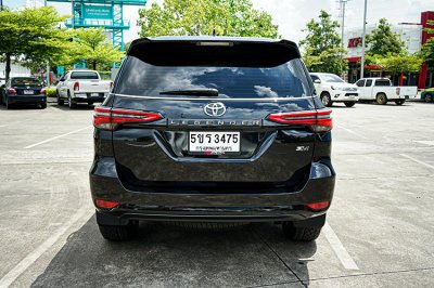 2021 TOYOTA FORTUNER 2.4 V 4WD