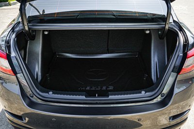 2019 Mazda 2 1.3  High Connect Sedan