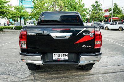 2016 TOYOTA HILUX REVO 2.4 G NAVI PRERUNNER DOUBLE CAB