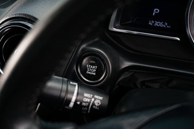 2017 MAZDA MAZDA2 1.3 High Connect