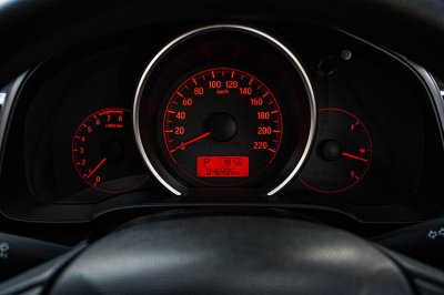 2016 Honda JAZZ 1.5 S