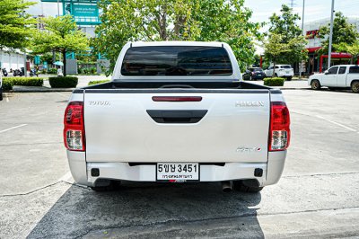 2021 TOYOTA HILUX REVO 2.4 MID Z EDITION DOUBLE CAB