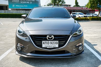 2016 Mazda 3 2.0 S Sports Hatchback