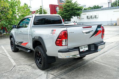 2015 TOYOTA HILUX REVO 2.4 G NAVI PRERUNNER SMART CAB