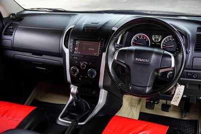 2016 ISUZU D-MAX  1.9 Ddi Z  HI-LANDER CAB-4