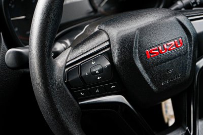 2021 ISUZU D-MAX CAB-4 1.9 L DA X-series