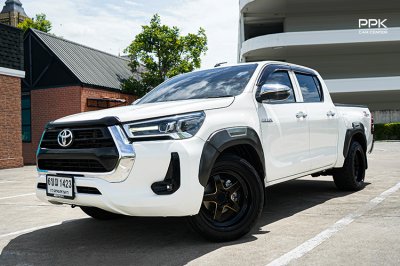 2022 Toyota HILUX REVO 2.4 Double Cab Z Edition Mid Pickup