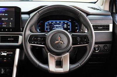 2024 Mitsubishi Xpander Cross 1.6  HEV Cross
