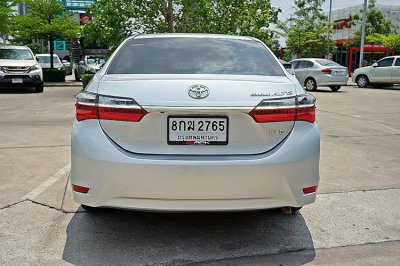 2019 TOYOTA COROLLA ALTIS 1.8 V Navi