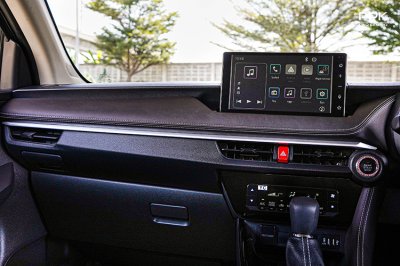 2023 Toyota Yaris Ativ 1.2  Smart Sedan