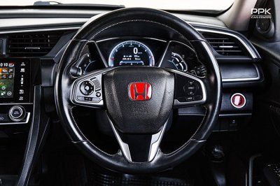 2016 Honda CIVIC 1.8 FC  EL Sedan