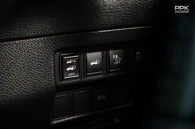 2017 Nissan X-TRAIL 2.0 V Hybrid 4WD SUV