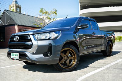 2023 Toyota Hilux Revo 2.4 Smart Cab Z Edition Entry