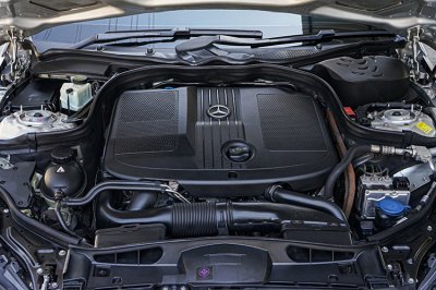 2016 BENZ E300 2.1 BLUETEC HYBRID